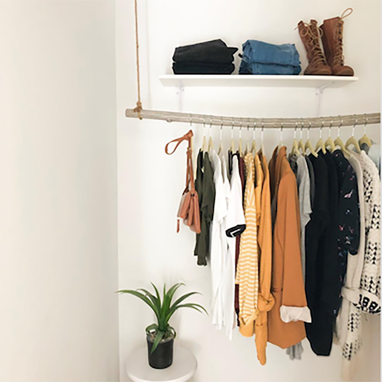 What's the Deal with Capsule Wardrobes?