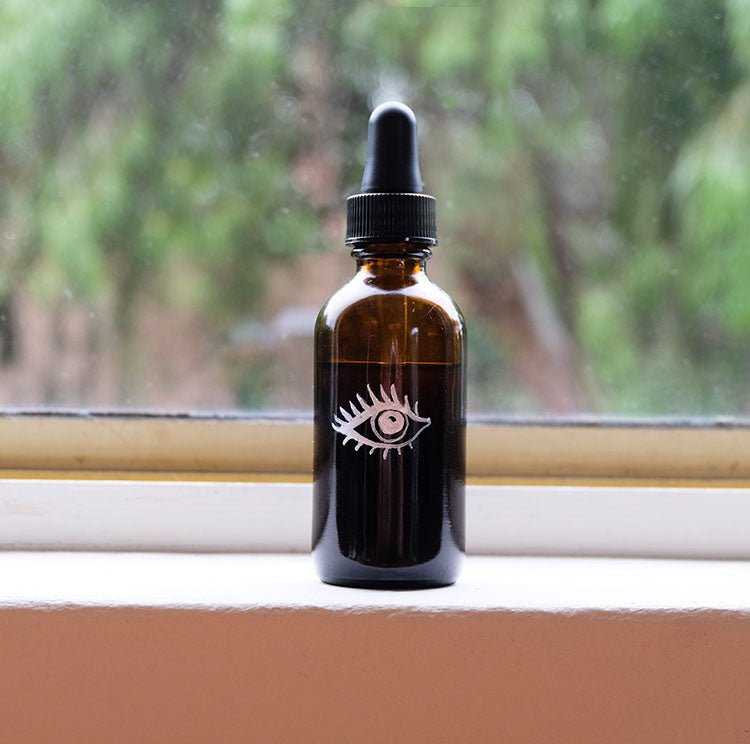 DIY caffeine eye serum