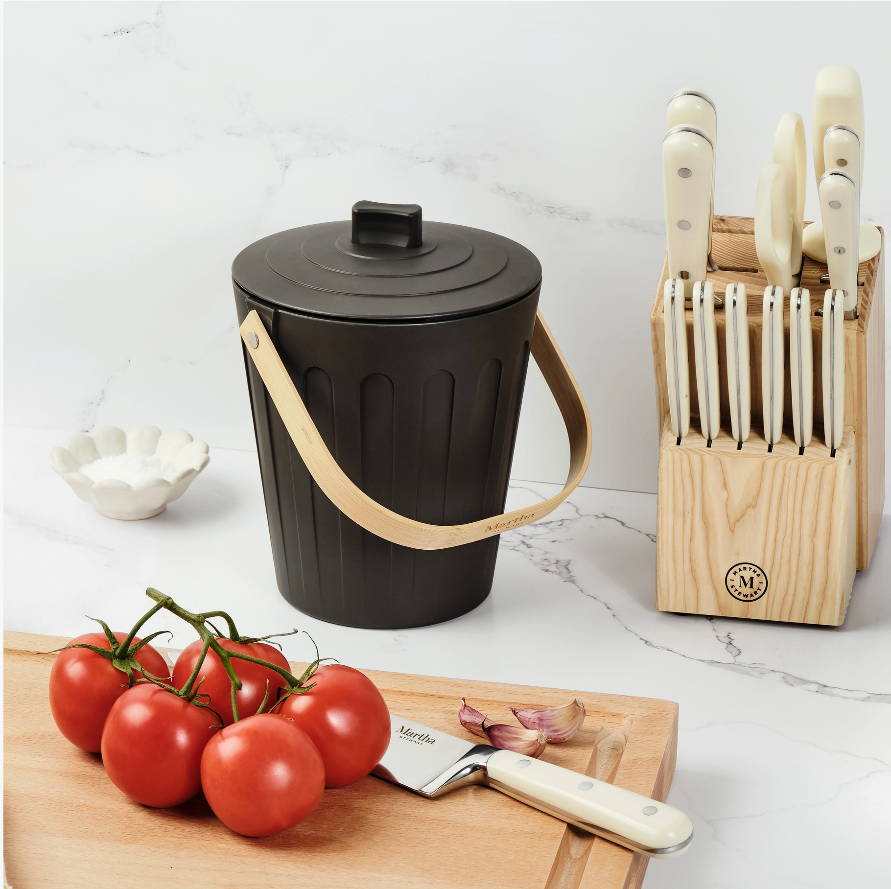 100% Plant-Based Compost Canister