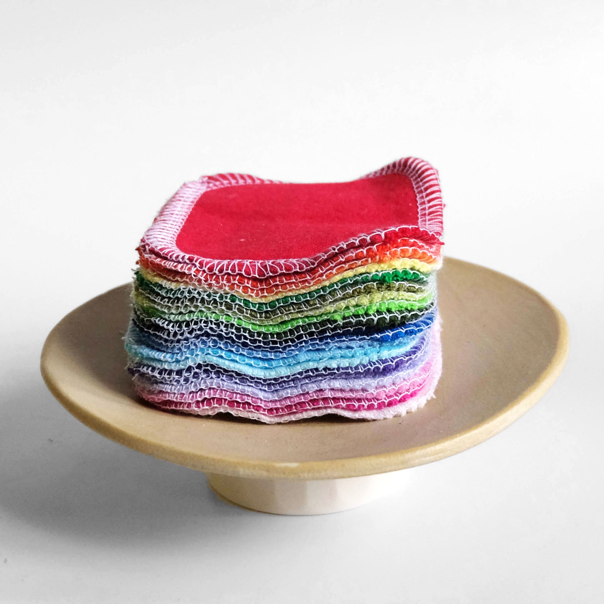 multicolor reusable facial rounds