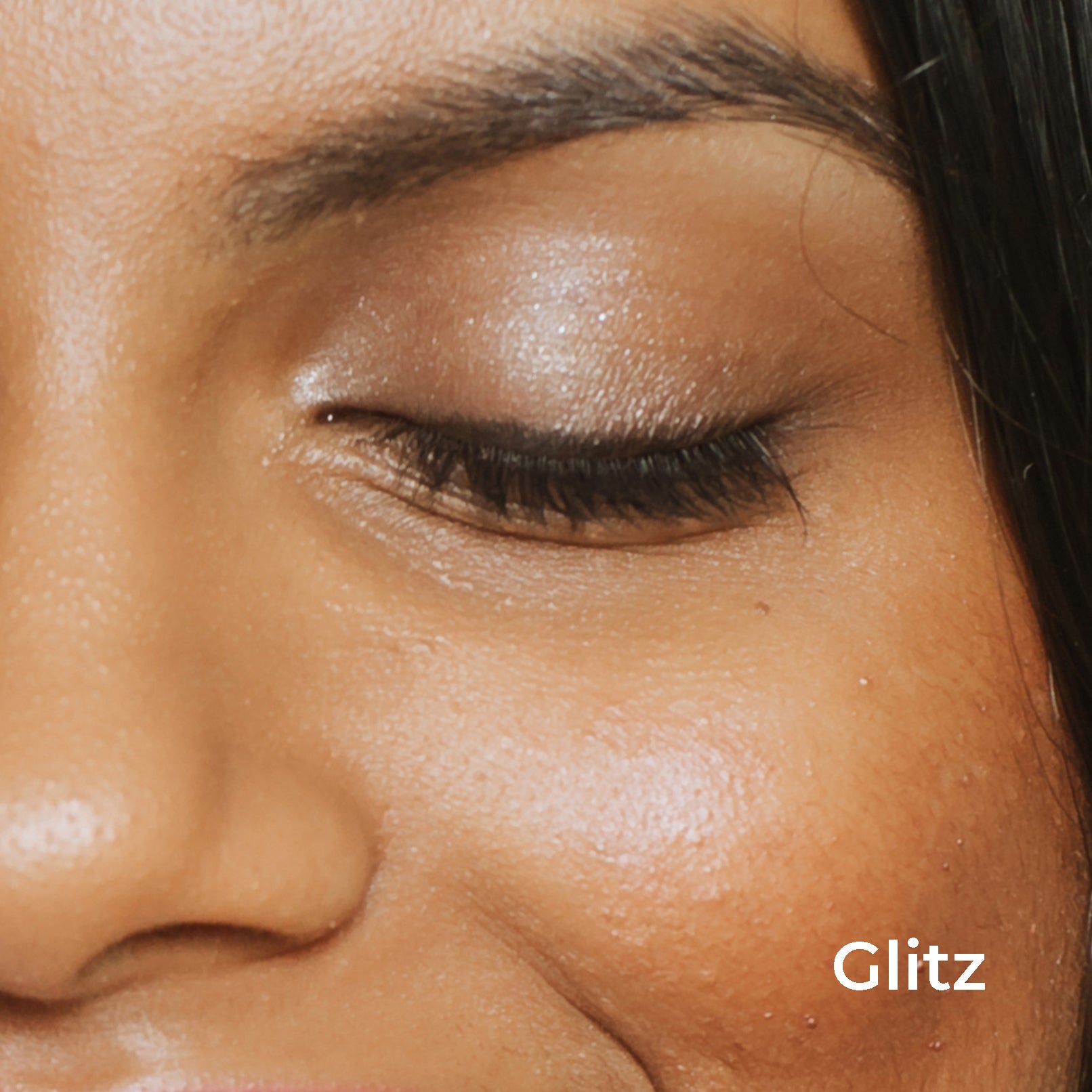 glitz champagne eye color